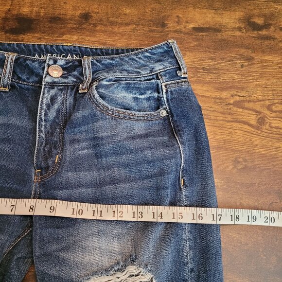 American Eagle Jeans 2 R Tomgirl Mid Rise Button Fly Ripped Medium Dark Wash - Picture 8 of 12